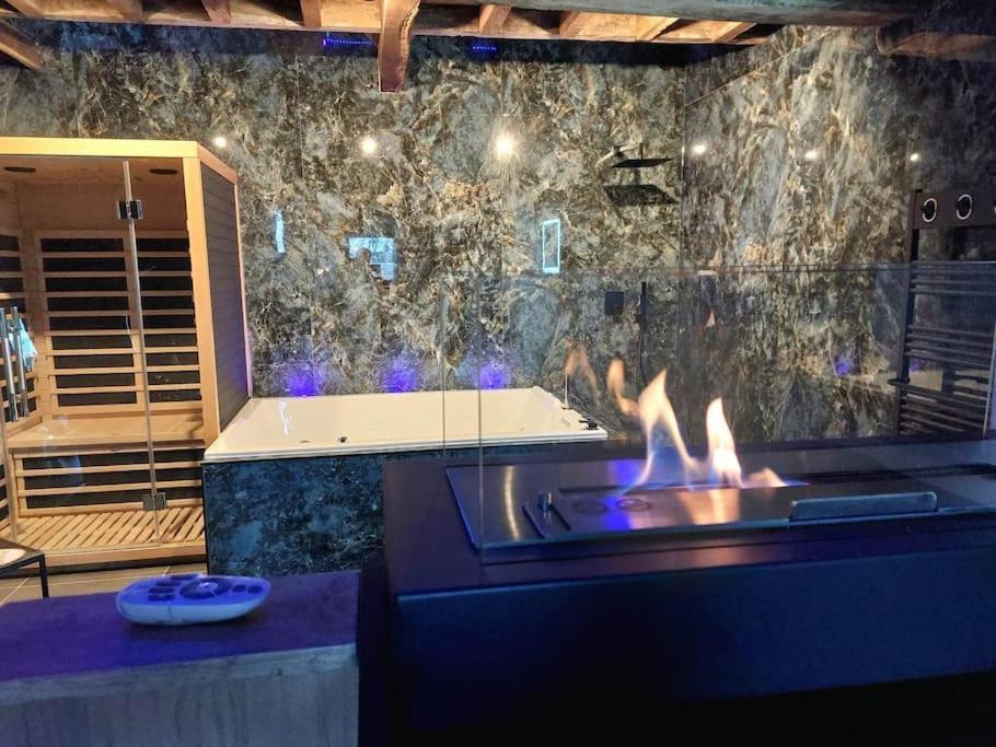 Le Duplex De L'Etoile Home Cinema Jacuzzi Et Sauna Privatif Longmesnil Exterior photo