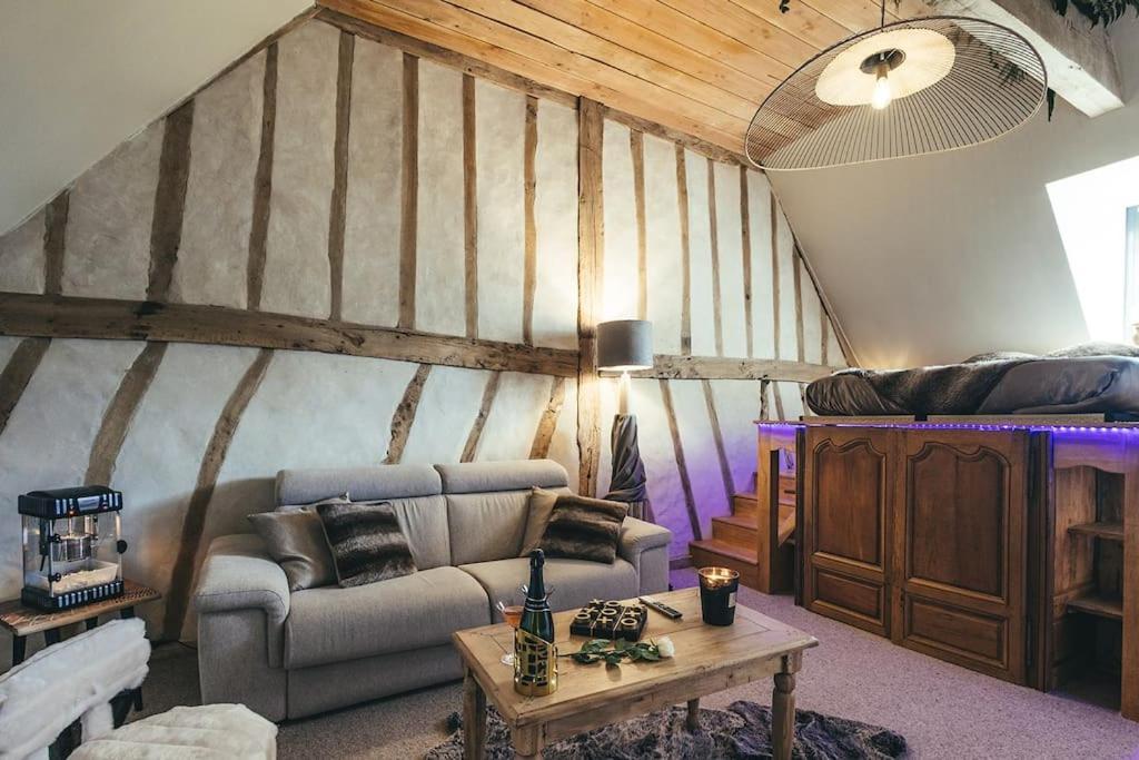 Le Duplex De L'Etoile Home Cinema Jacuzzi Et Sauna Privatif Longmesnil Exterior photo